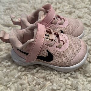 Nike pink baby toddler sneakers